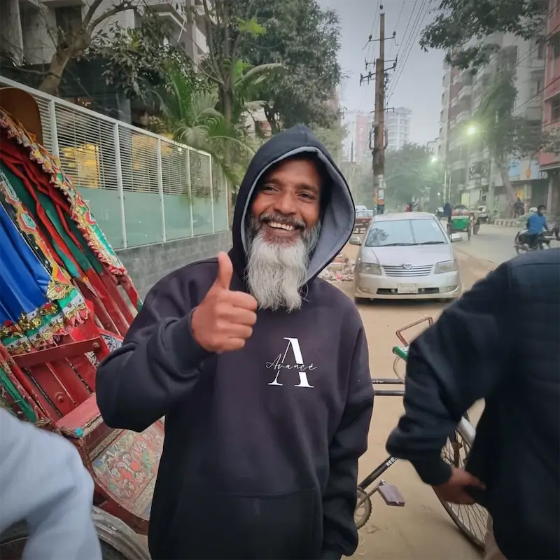Team distributing clothes